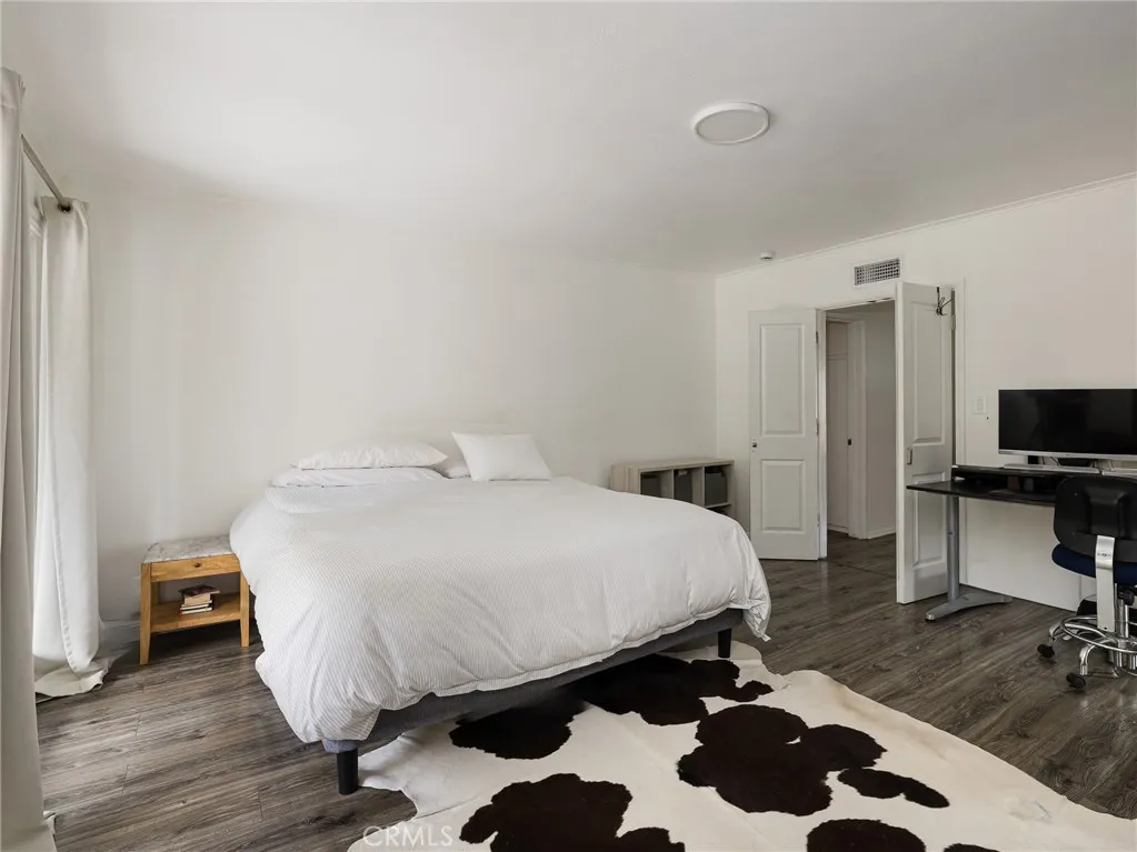 12509 Manor Drive, Hawthorne, California 90250 home-pic-16